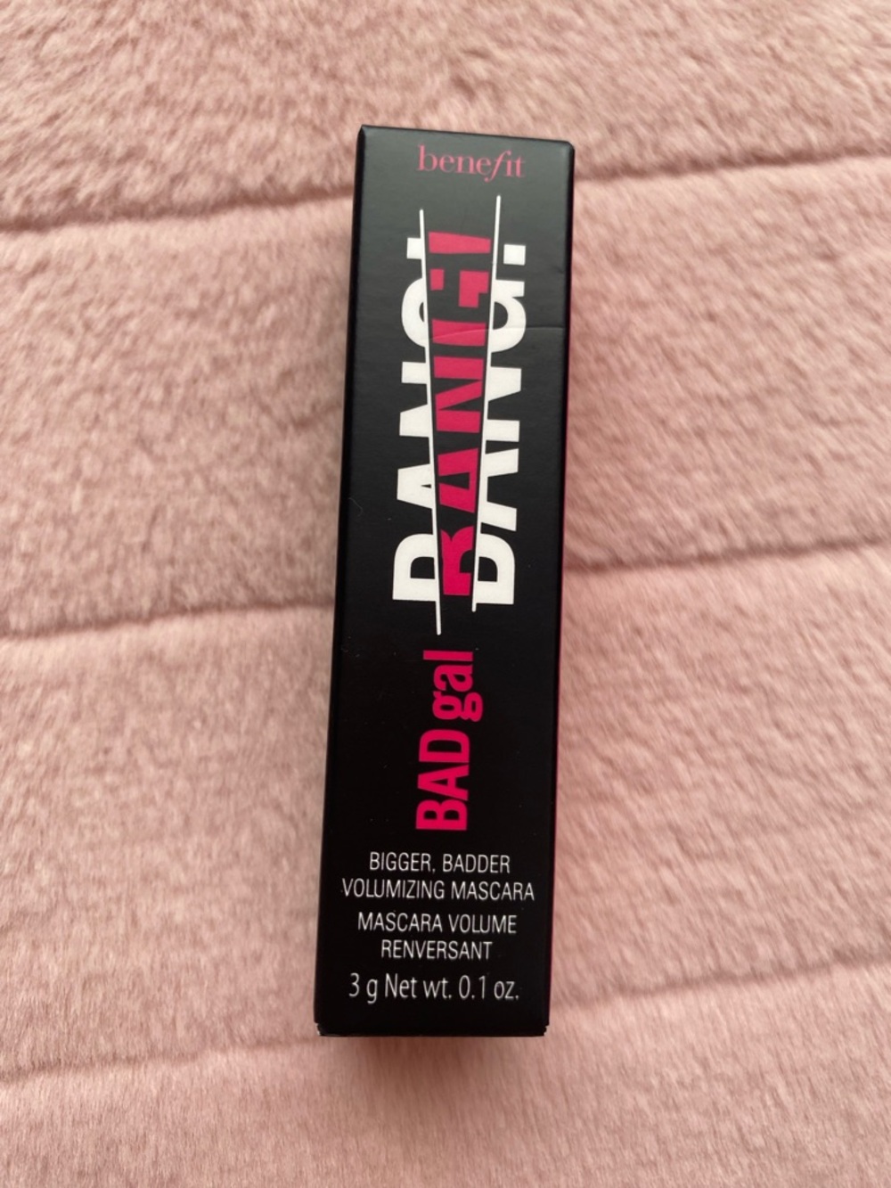Mini Benefit BADgal BANG! Volumizing Mascara — Black with Pink Accent